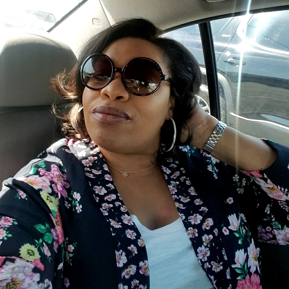 Meet your Posher, Leandra